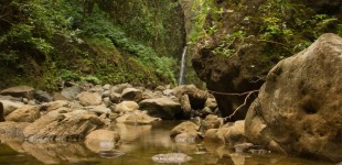 Sacred Falls Hike